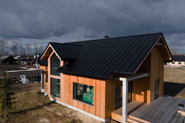 Professional roof replacement services in Sharpsburg, Peachtree City, and Fayetteville, GA. Quality materials, expert installation, and free estimates available.